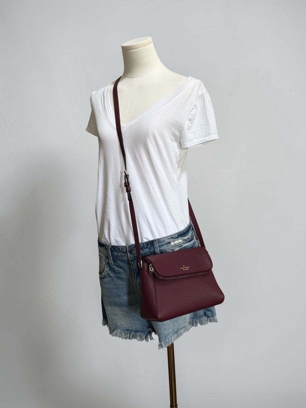 Authenticated Kate Spade Carter Berrin Burgundy Pebbled Leather Crossbody! EUC! - Picture 12 of 13